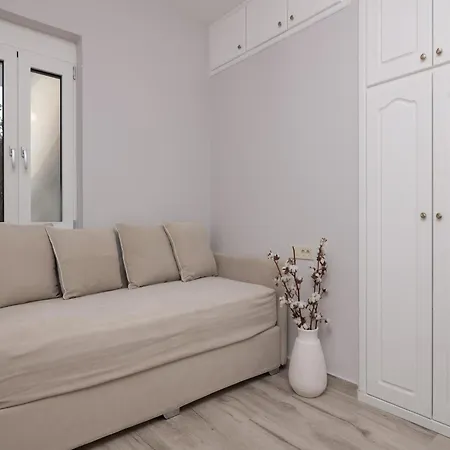 Apartament 2-br Countryside In Mouzaki *
